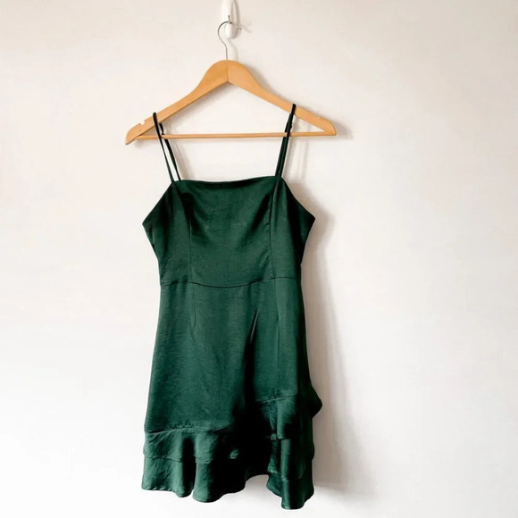 Lulus Dreams Come True Emerald Green Satin Ruffled Mini Dress Sz S - Picture 3 of 10